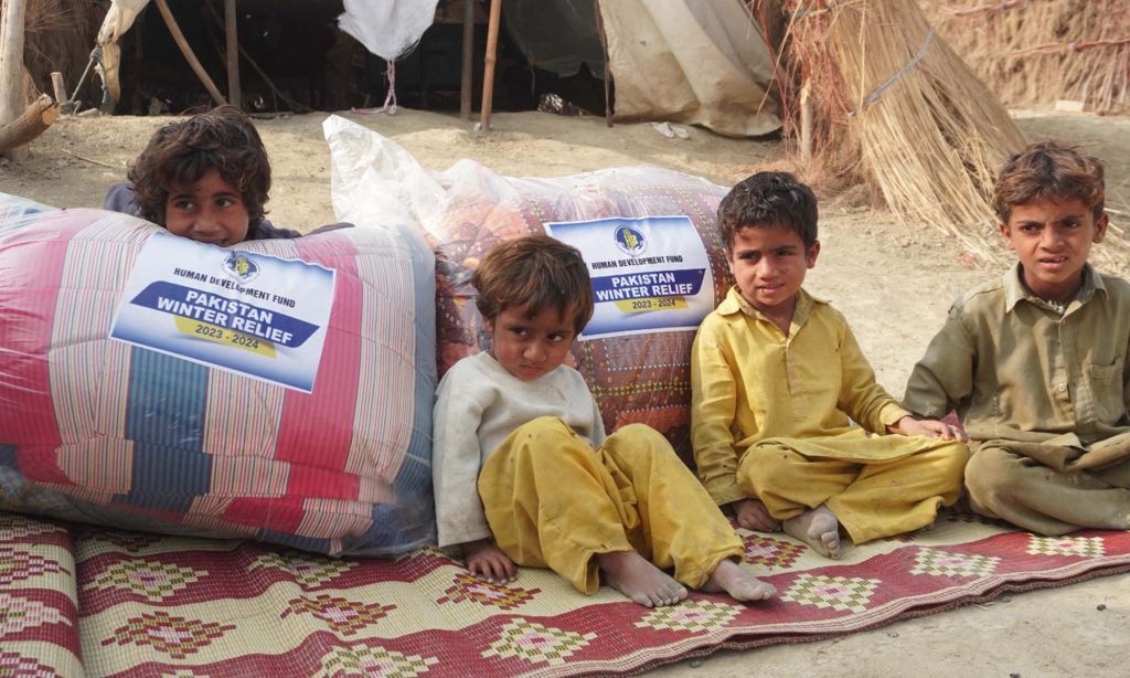 Pakistan winter relief kids